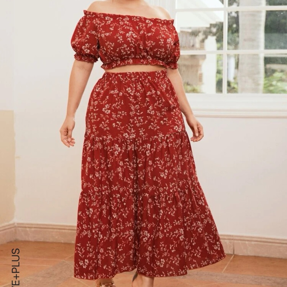Plus Allover Floral Crop Bardot Top With Skirt